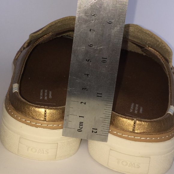 Toms Gold Mules - Picture 8 of 8